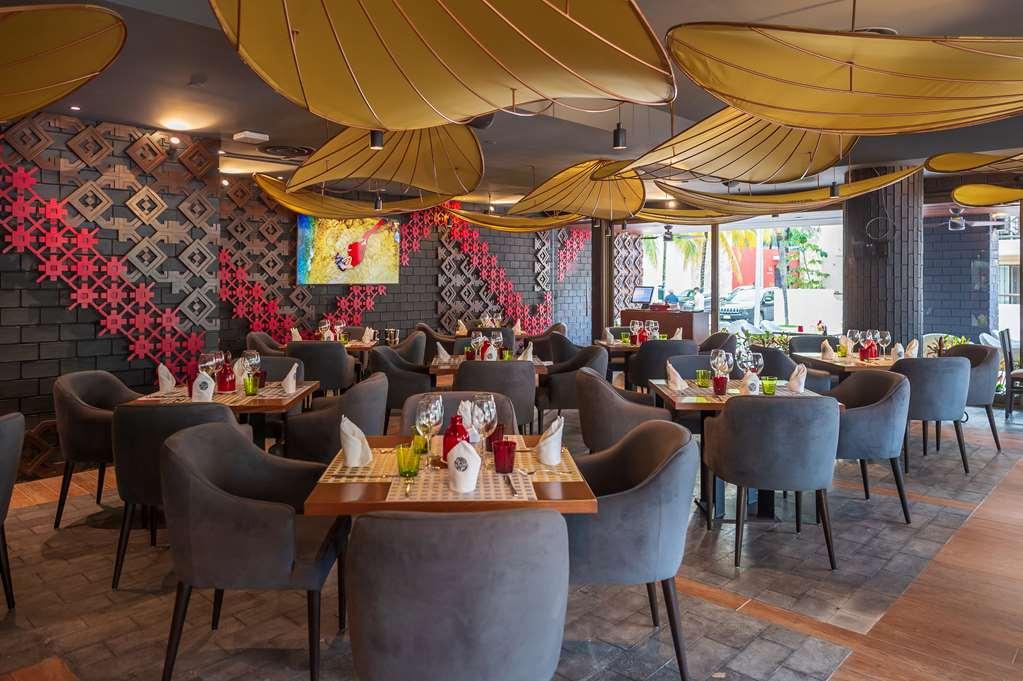 The Reef 28 Hotel Playa del Carmen Restoran gambar